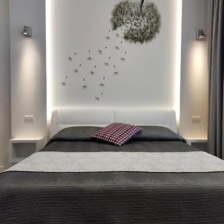 La Brise بيت ضيافة مارينا دي بييتراسانْت