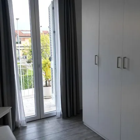 La Brise 3*