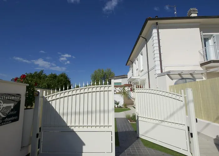 La Brise Guest house Marina di Pietrasanta